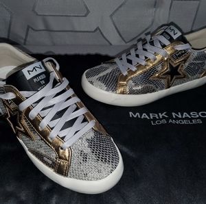 Stylish Women's Metallic Sneakers